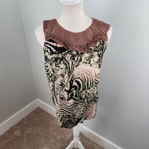 Cable & Gauge Women’s Crochet Neckline Elastic Hem Sleeveless Top Size Large